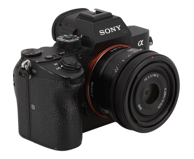Sony FE 40 mm f/2.5 G - Wstp