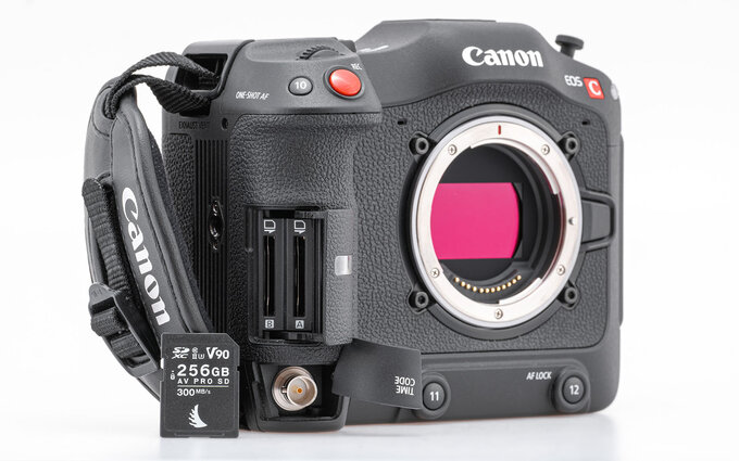 Canon EOS C70 - test kamery - Budowa i ergonomia