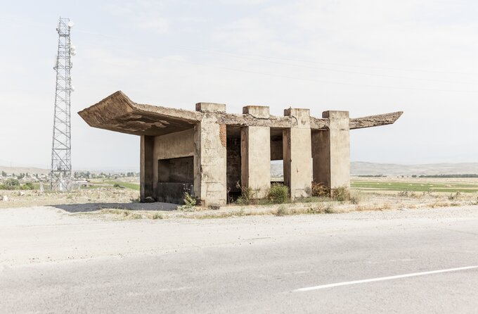 Wystawa Soviet Bus Stops