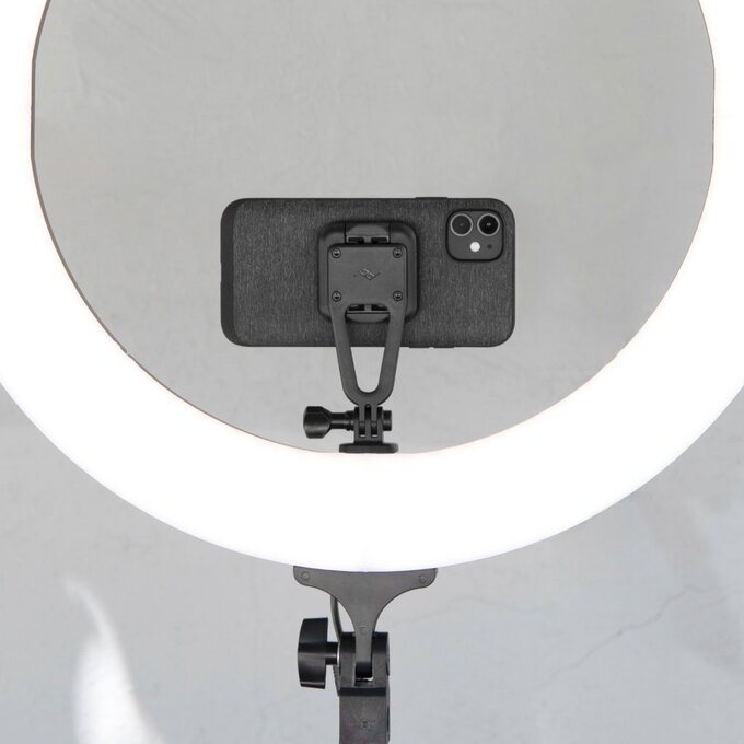 Peak Design Mobile