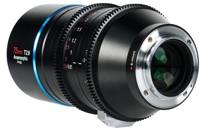 Sirui 75 mm T2.9 Anamorphic 1.6x w Polsce