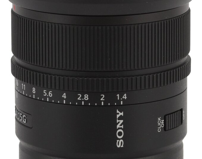 Sony E 15 mm f/1.4 G - Budowa i jako wykonania