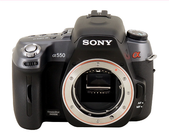 Sony Alpha DSLR-A550 - Budowa, jakość wykonania i funkcjonalność Sony Alpha DSLR-A550 - Budowa, jakość wykonania i funkcjonalność