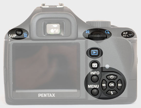 Pentax K-x - Budowa, jako wykonania i funkcjonalno