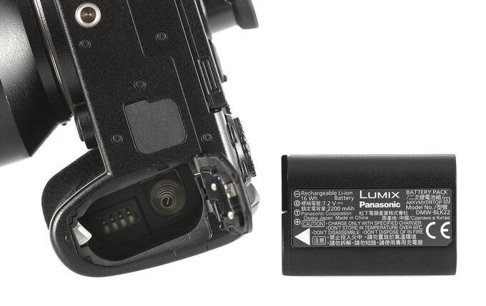 Panasonic Lumix S5 II - test trybu filmowego - Budowa i ergonomia