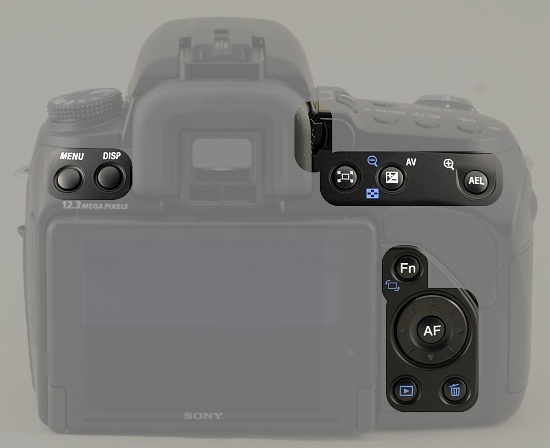 Sony Alpha DSLR-A500 - Budowa, jako wykonania i funkcjonalno