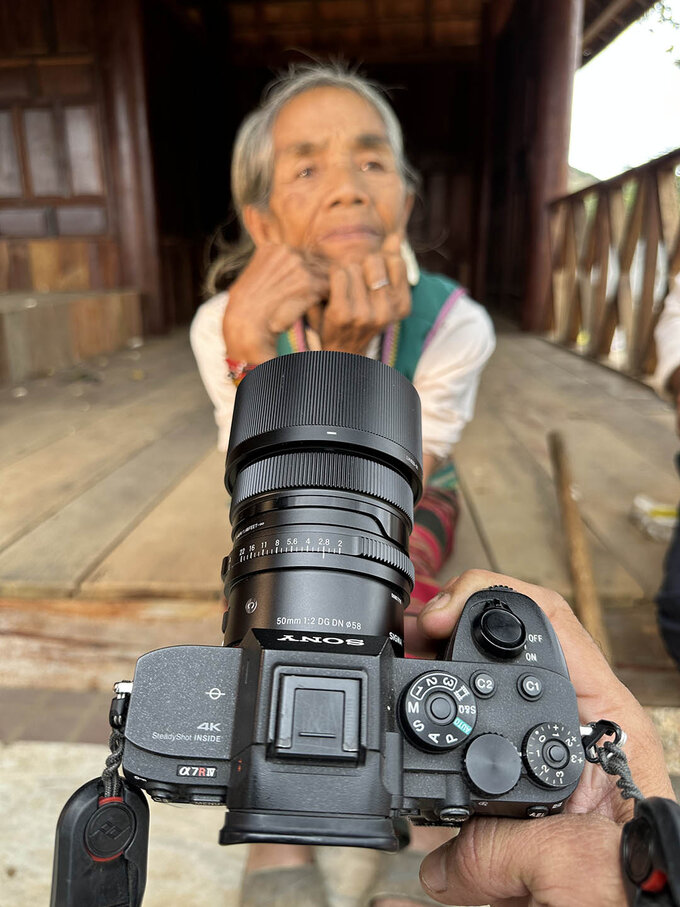 Sigma 50 mm f/2 DG DN Contemporary Sigma 50 mm f/2 DG DN Contemporary