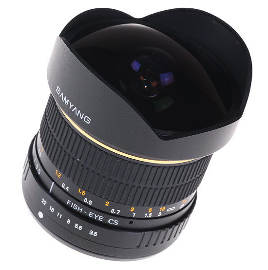 Samyang 8mm fish-eye oraz 85mm f/1.4 z bagnetem 4/3