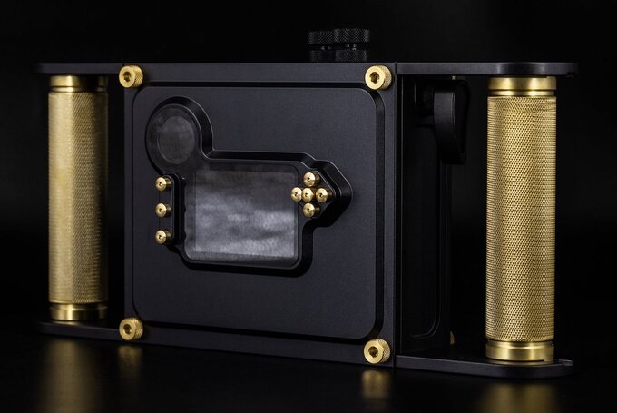 Sub13 - obudowa podwodna dla aparatw Leica