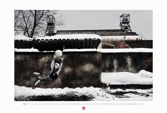 Aukcja kalendarza Leica 2010 dla WO�P