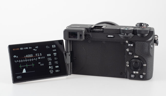 Sony A6700 - Budowa, jako wykonania i funkcjonalno