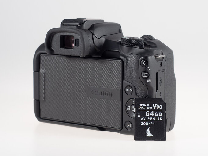 Canon EOS R50 - Uytkowanie i ergonomia