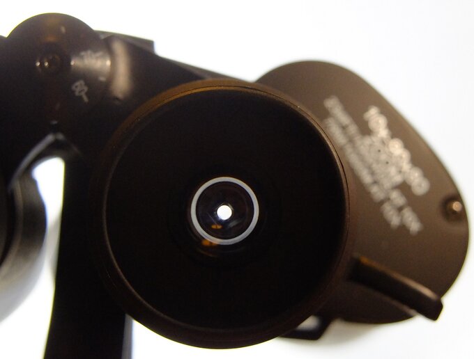 Lornetka COMET ZOOM 10-90x80, czyli czego nie kupowa pod choink - Optyka