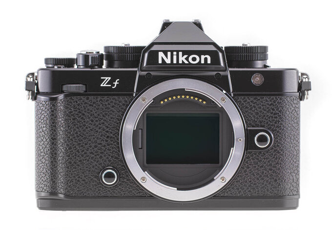 Nikon Zf - test trybu filmowego - Budowa i ergonomia