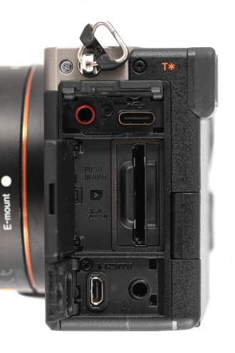 Sony A7CR - Budowa, jako wykonania i funkcjonalno
