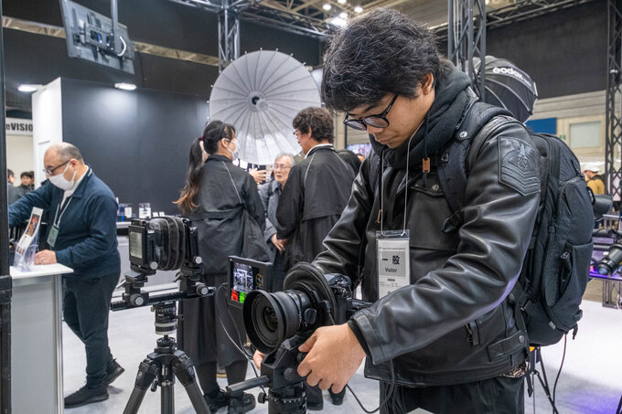 Targi CP+ 2024 - relacja - Aparaty cyfrowe i analogowe