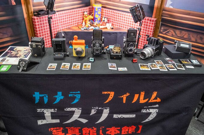 Targi CP+ 2024 - relacja - Aparaty cyfrowe i analogowe