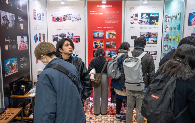 Targi CP+ 2024 - relacja - Aparaty cyfrowe i analogowe