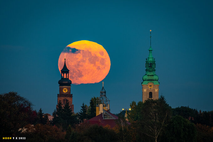 Teleobiektywy Sigma w astrofotografii - Fotografia krajobrazowa z Ksiycem i Socem