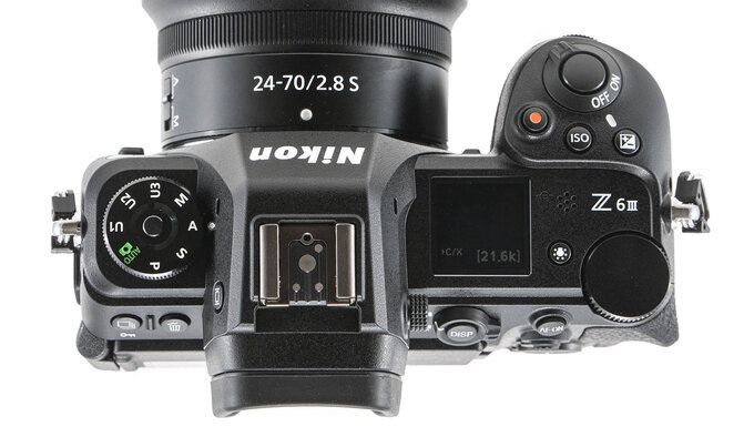 Nikon Z6 III - test trybu filmowego - Budowa i ergonomia