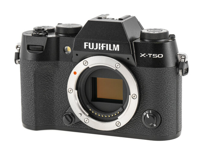 Fujifilm X-T50 - test trybu filmowego - Budowa i ergonomia
