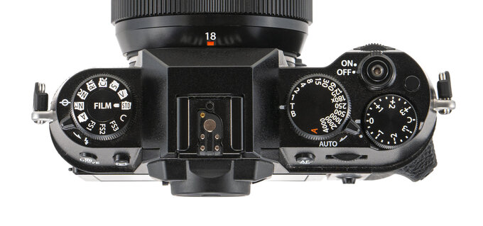 Fujifilm X-T50 - test trybu filmowego - Budowa i ergonomia