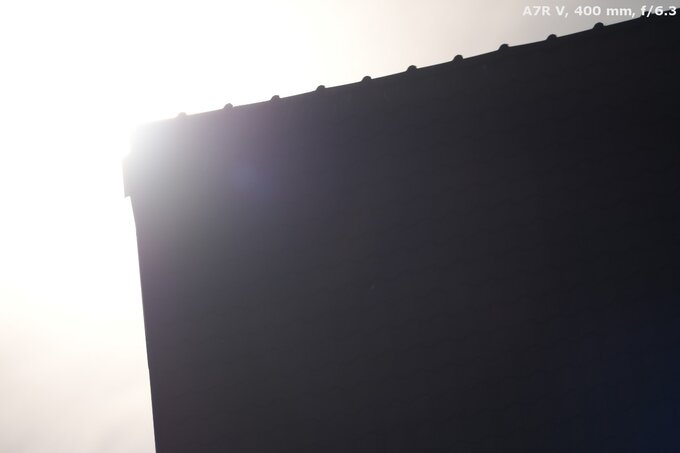 Sony FE 400-800 mm f/6.3-8 G OSS - Odblaski