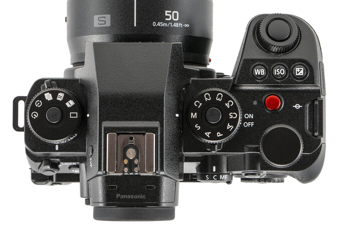 Panasonic Lumix S1R II - test trybu filmowego - Budowa i ergonomia