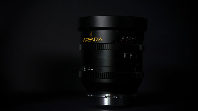Apsara Lumiere i Prestige od Simmod Lens