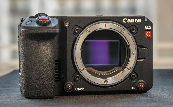 Canon EOS C50 i RF 85 mm f/1.4L VCM w naszych rkach - Canon EOS C50 i RF 85 mm f/1.4L VCM w naszych rkach