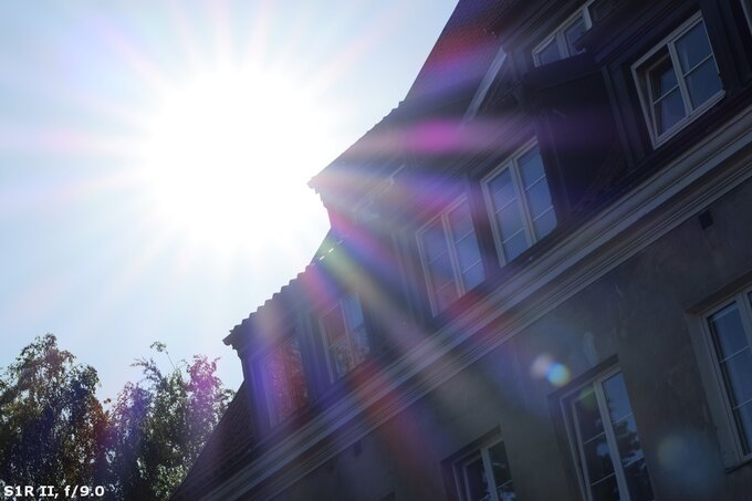 Panasonic Lumix S 85 mm f/1.8 - Odblaski