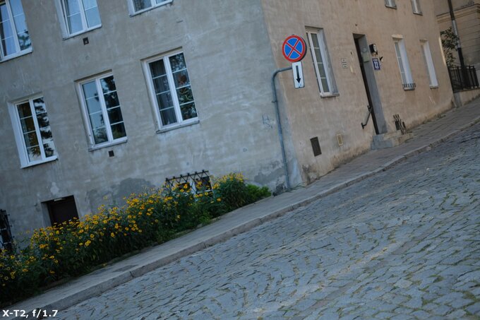 Viltrox AF 35 mm f/1.7 Air - Odblaski