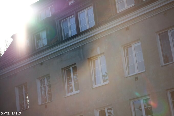 Viltrox AF 56 mm f/1.7 Air - Odblaski