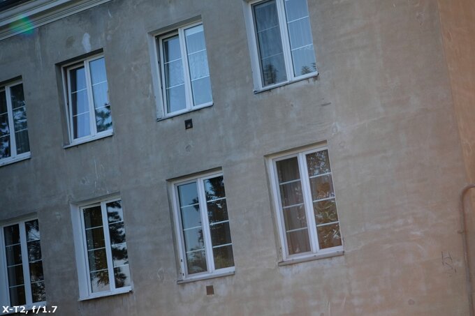 Viltrox AF 56 mm f/1.7 Air - Odblaski