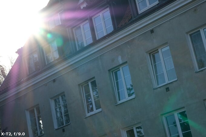 Viltrox AF 56 mm f/1.7 Air - Odblaski