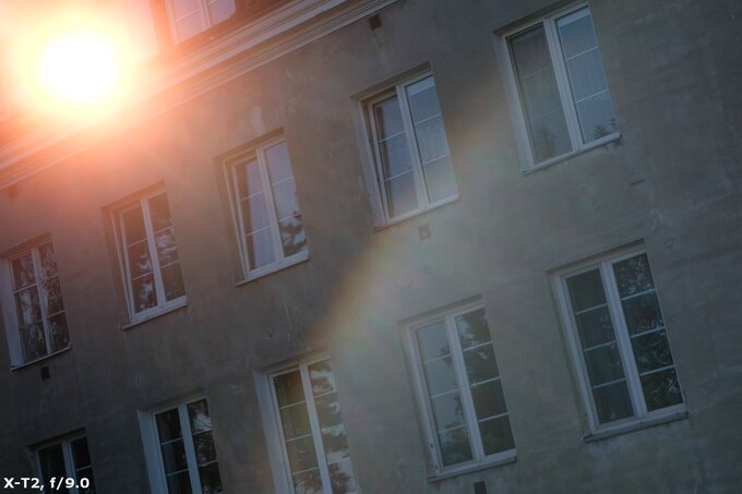 Viltrox AF 56 mm f/1.7 Air - Odblaski