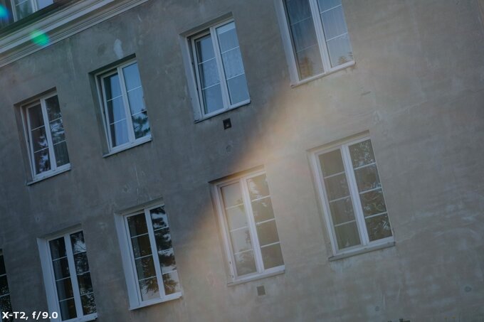 Viltrox AF 56 mm f/1.7 Air - Odblaski