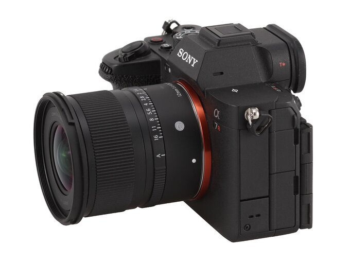 Sigma C 12 mm f/1.4 DC - Wstp
