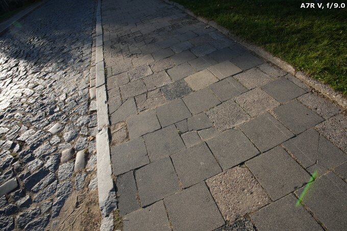 Sigma C 12 mm f/1.4 DC - Odblaski