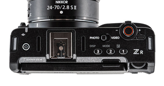 Nikon ZR - test trybu filmowego - Budowa i ergonomia
