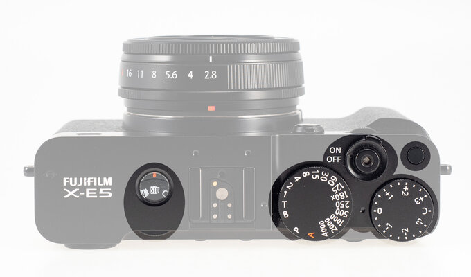 Fujifilm X-E5 - Budowa, jako wykonania i funkcjonalno