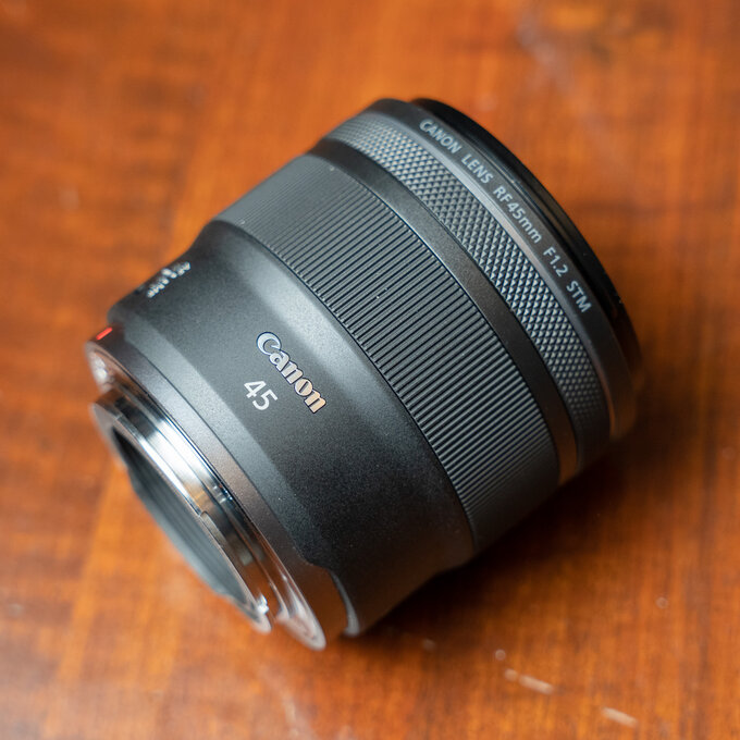 Canon EOS R6 Mark III i RF 45 mm f/1.2 STM w naszych r�kach - Canon EOS R6 Mark III i&nbsp;RF 45&nbsp;mm f/1.2 STM w&nbsp;naszych r�kach