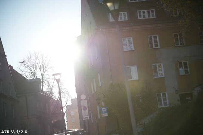 Viltrox AF 85 mm f/2 EVO - Odblaski