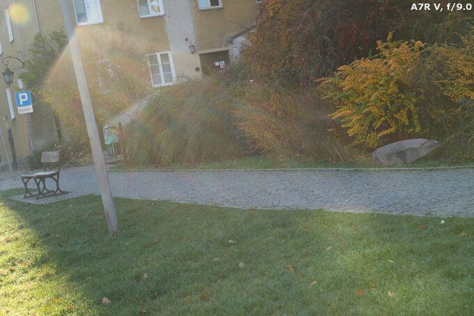 Viltrox AF 85 mm f/2 EVO - Odblaski