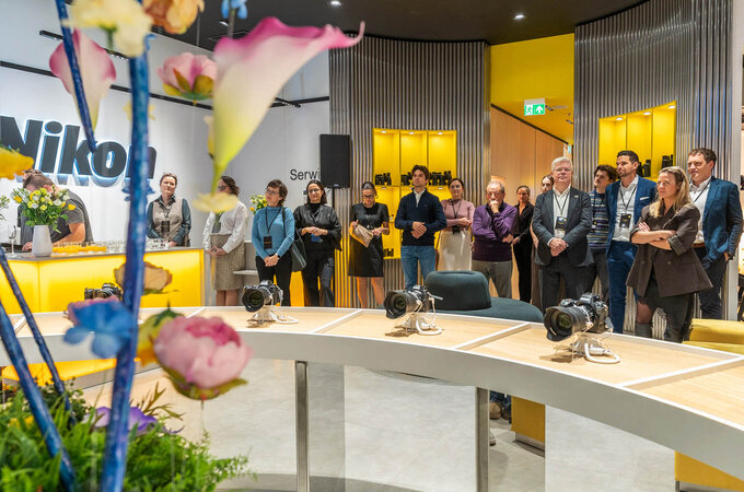 Otwarcie salonu Nikon Plaza w Warszawie - Otwarcie salonu Nikon Plaza w Warszawie