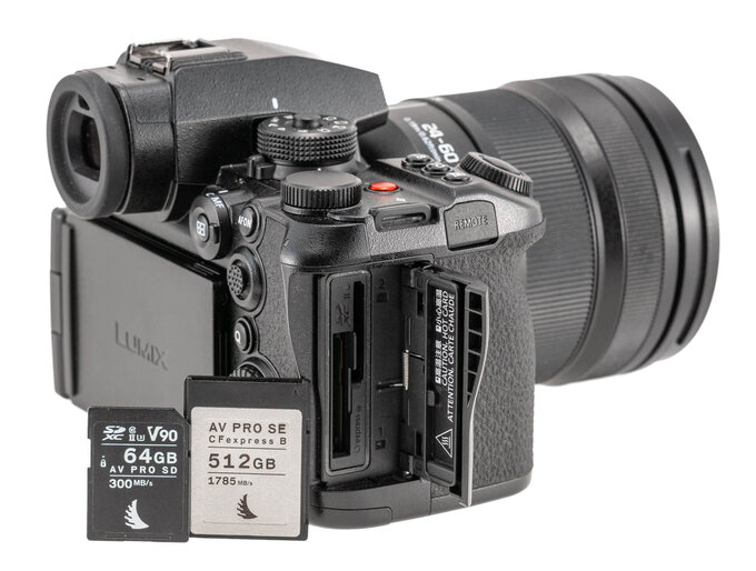 Panasonic Lumix S1 II - test trybu filmowego - Budowa i ergonomia Panasonic Lumix S1 II - test trybu filmowego - Budowa i ergonomia