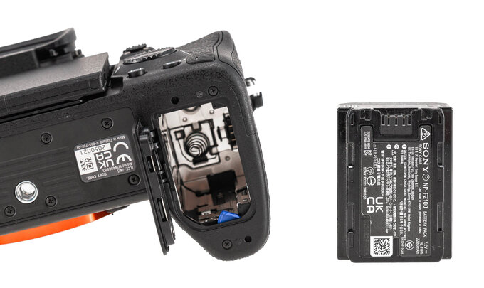 Sony A7 V - test trybu filmowego - Budowa i ergonomia