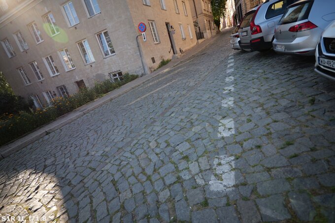 Panasonic Lumix S 18 mm f/1.8 - Odblaski