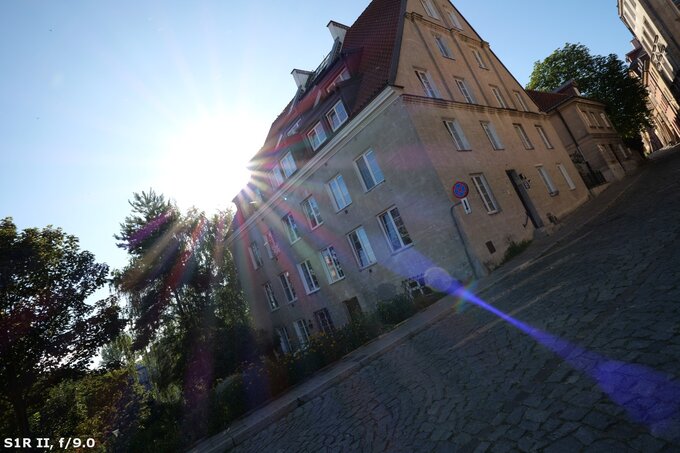 Panasonic Lumix S 18 mm f/1.8 - Odblaski