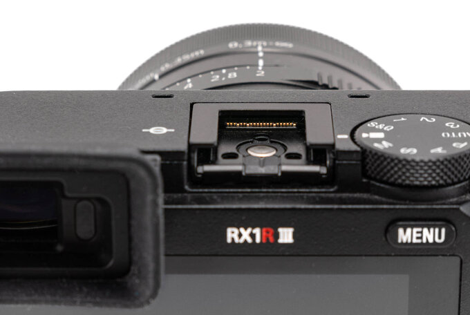 Sony RX1R III - test trybu filmowego - Budowa i ergonomia Sony RX1R III - test trybu filmowego - Budowa i ergonomia